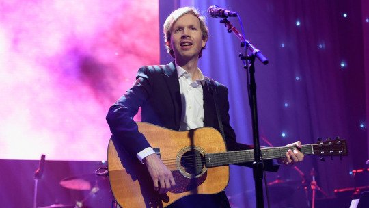 RollingStone's tweet photo. Hear Beck's energetic new song, "Wow" https://t.co/bNI9mdIivl https://t.co/cfSEMF3qnd