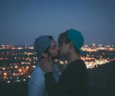 FerCastroOk's tweet photo. Vez alguna diferencia...no la hay, Amor es amor. #LoveIsLove https://t.co/IrwxANto2L