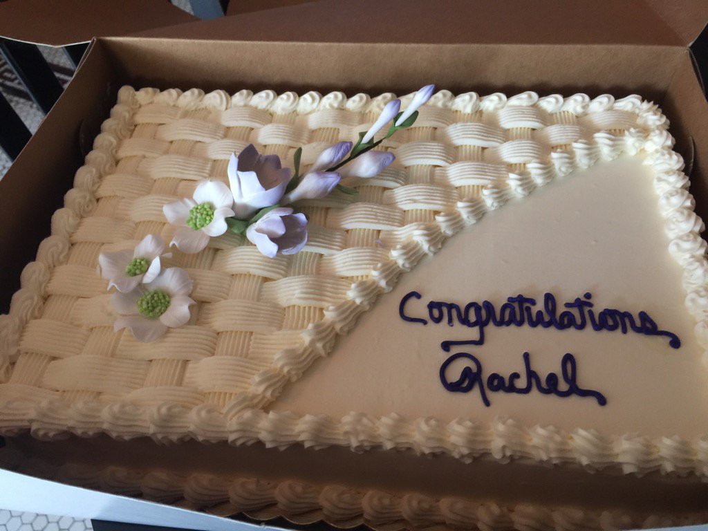 rachbarnhart's tweet photo. Holy Cannoli bakery #Roc #CakeNumberTwo https://t.co/ju0DrYINUB