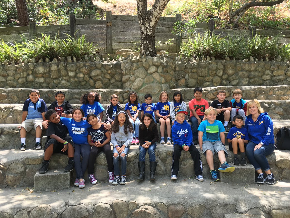 Hernandez3rd's tweet photo. So much fun on our field trip to the Santa Barbara Natural History Museum today! @ssiglerLPS @PVSDCamarillo https://t.co/HlVCoeBL5P