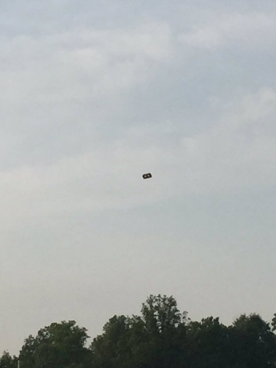 HB_Problems's tweet photo. CAREFUL EVERYONE, THE HBEES ARE BACK #LAXGOESTOSTATES https://t.co/2lMOwwxxuL