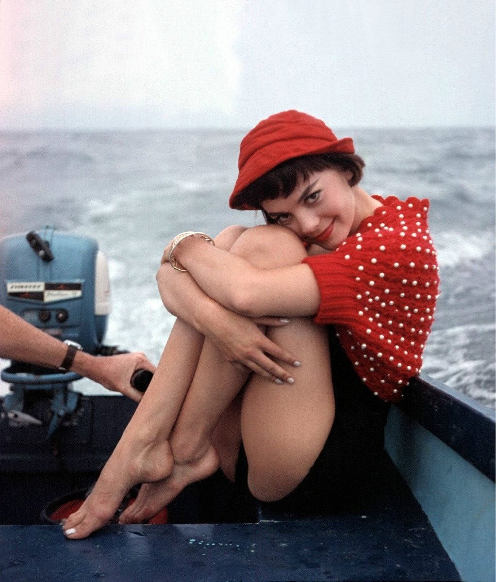 Fascinating Historical Picture of Natalie Wood in 1955 