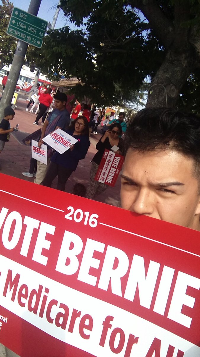 bertsndabeez's tweet photo. Support Bernie and get free Ben and Jerry's #itsnotabouttheincentive #butitsdelicious https://t.co/nfKH0m2Oqj