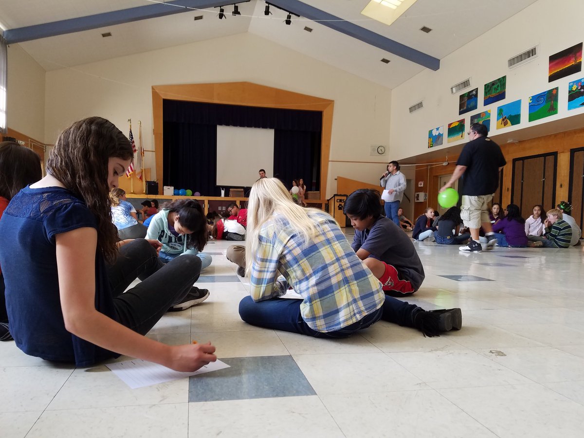 crittendenmvwsd's tweet photo. WEB leaders-in-training prepare to welcome next yr's 6th graders. #beyondorientation #weareinittogether @mvwschools https://t.co/kiZwNV5vyu