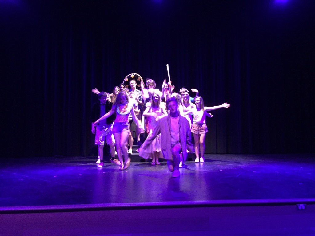 HaydenDrama's tweet photo. A little silliness from the Hayden Theatre Guild getting ready for #SOYTF2016 https://t.co/2H0GdgzE0I
