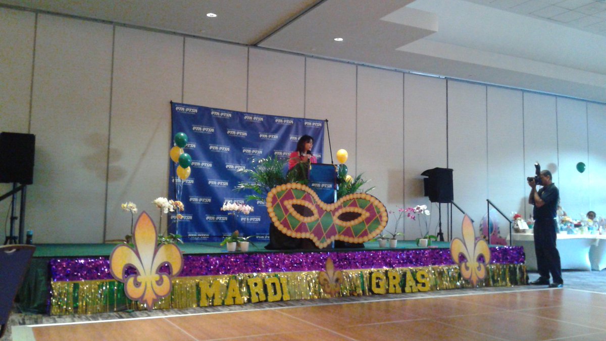 ChristaDDean's tweet photo. FCM PTSA enjoying the @mdccptaptsa Awards and Recognition Dinner @fcmk8 @josephedison https://t.co/eIOKVid6go