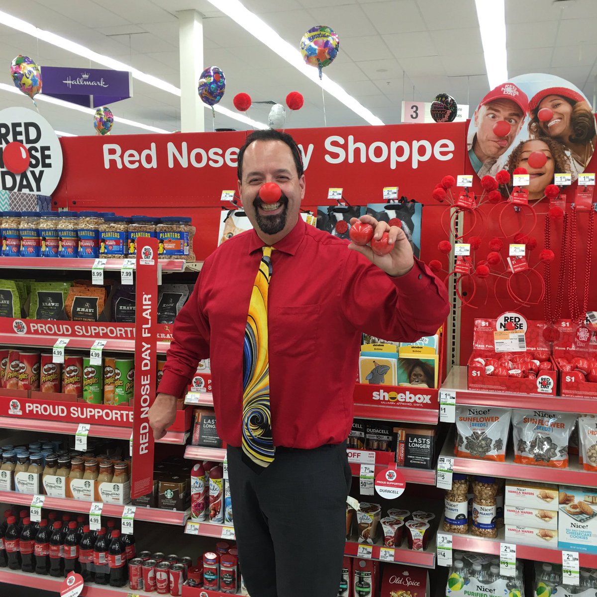 IScottDavenport's tweet photo. @NBCTheVoice @RedNoseDayUS @nbc #RedNose4Kids #RedNoseSelfie #RedNoseTODAY https://t.co/Q6Up4QEf4Y