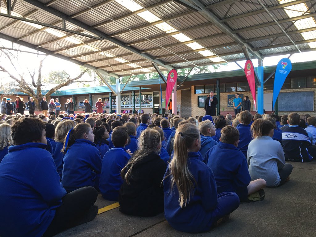 stef_m15's tweet photo. Talking about the benefits of riding and walking to school with .@bicycle_network #Ride2School https://t.co/aMr5xh3hBI