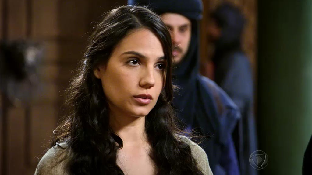 Encontre um espaço no sofá e acompanhe mais um emocionante capítulo de #OsDezMandamentos