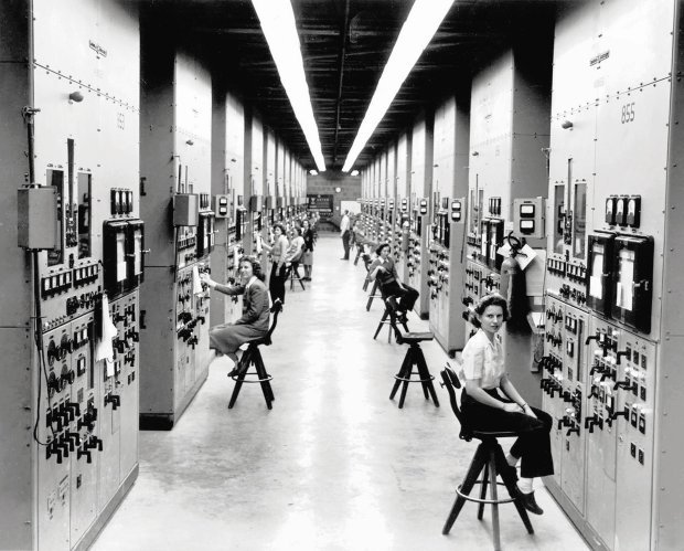 TroiaRun's tweet image. greys gave tech to The Philadelphia Experiment. Eisenhower was so upset he took his own life #breaktheprogramming