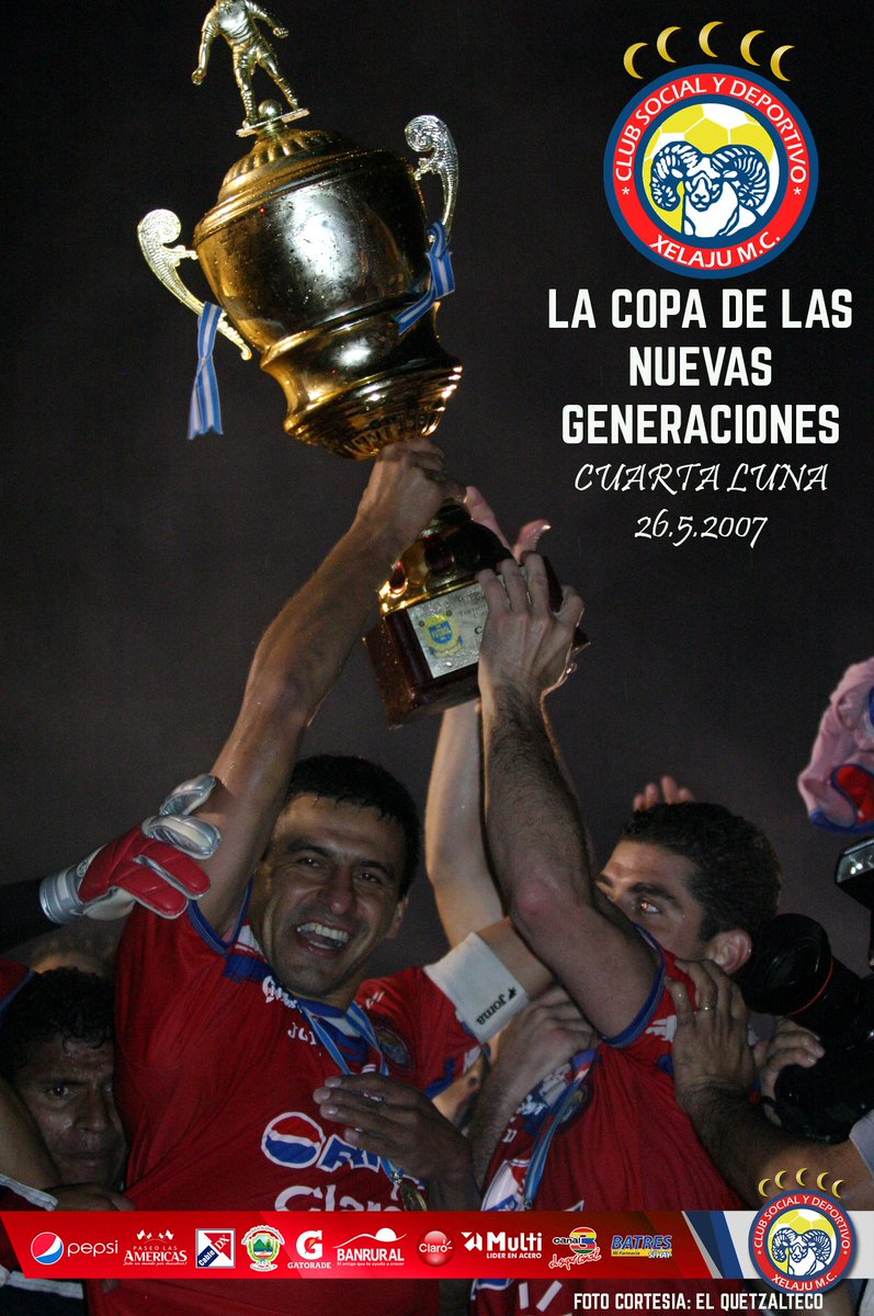 Hace 9 años llegó la Cuarta Luna, para muchos chivos, su primera vez viendo Xelaju MC Campeón, RT si sos de ellos!!