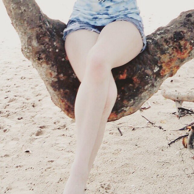 GodIsHaeley's tweet photo. ๐๐ #legs #legsofagoddess #grandcayman #caymanislands โจโฅ๏ธ#boysmakegoodpets โ๐ท๐ฎ https://t.co/q1FK0zjfJk