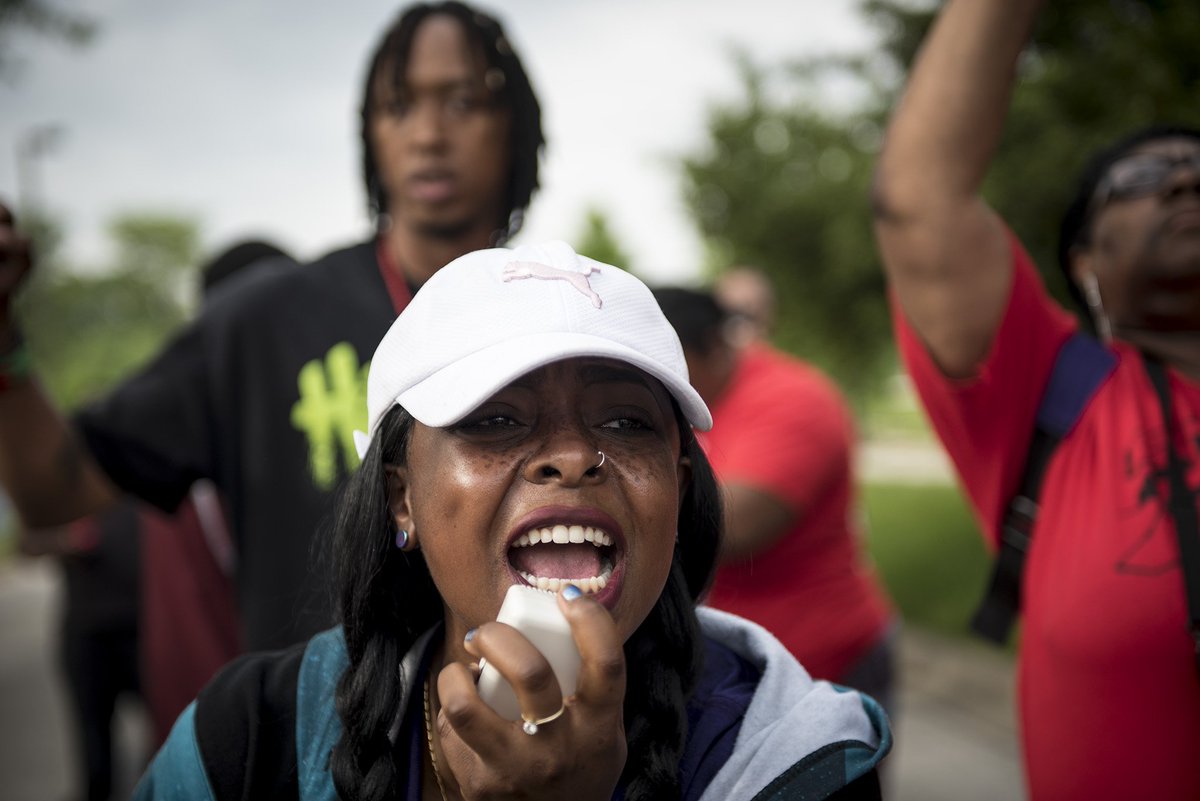 chifightfor15's tweet photo. Who marched/occupied this week? Black and Latinx womxn in the #FightFor15 for our families|communities|liberation https://t.co/PcWth0DiIP