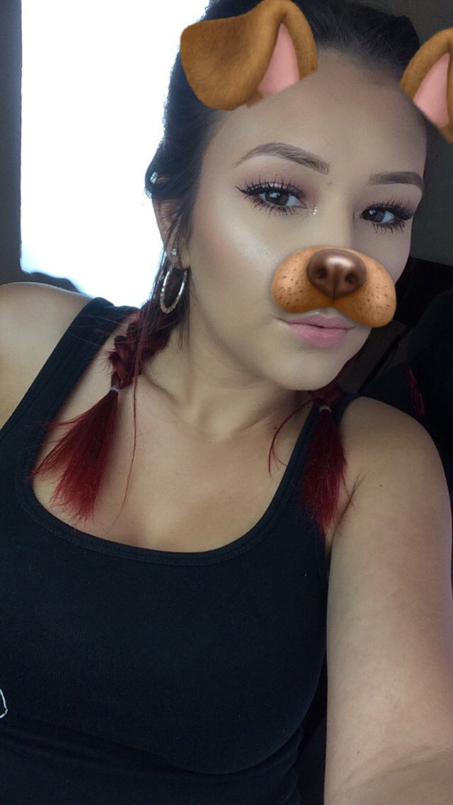 bc_makeup tweet picture