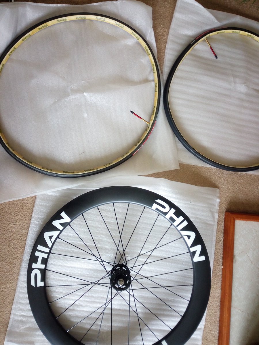 PhianCycling's tweet photo. Got to love gluing tubs... https://t.co/w9HgBlbURl