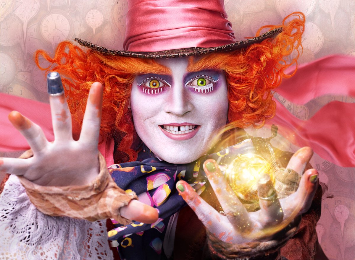 HookedHollywood's tweet image. What will Alice find in the looking glass this weekend.....we hope #smokefreemovies
