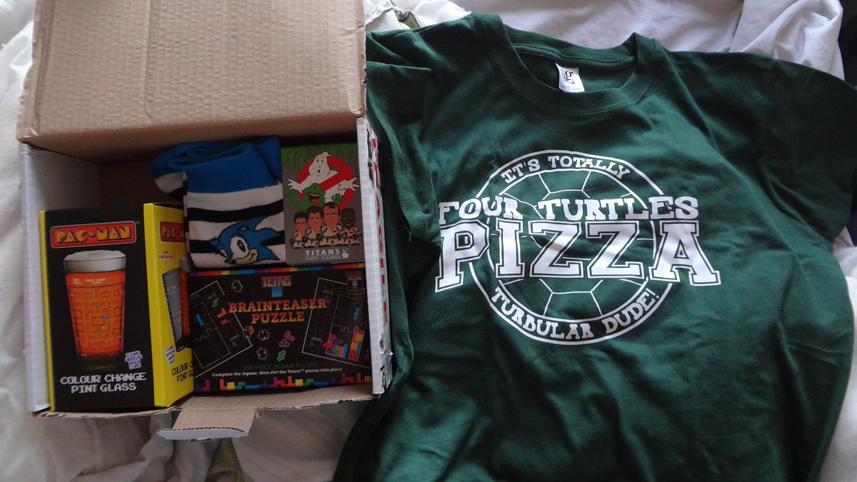 Serendipity861's tweet photo. This months Colossal Crate was awesome! :D @Colossal_Crate #ColossalCrate https://t.co/d8hpot35tF