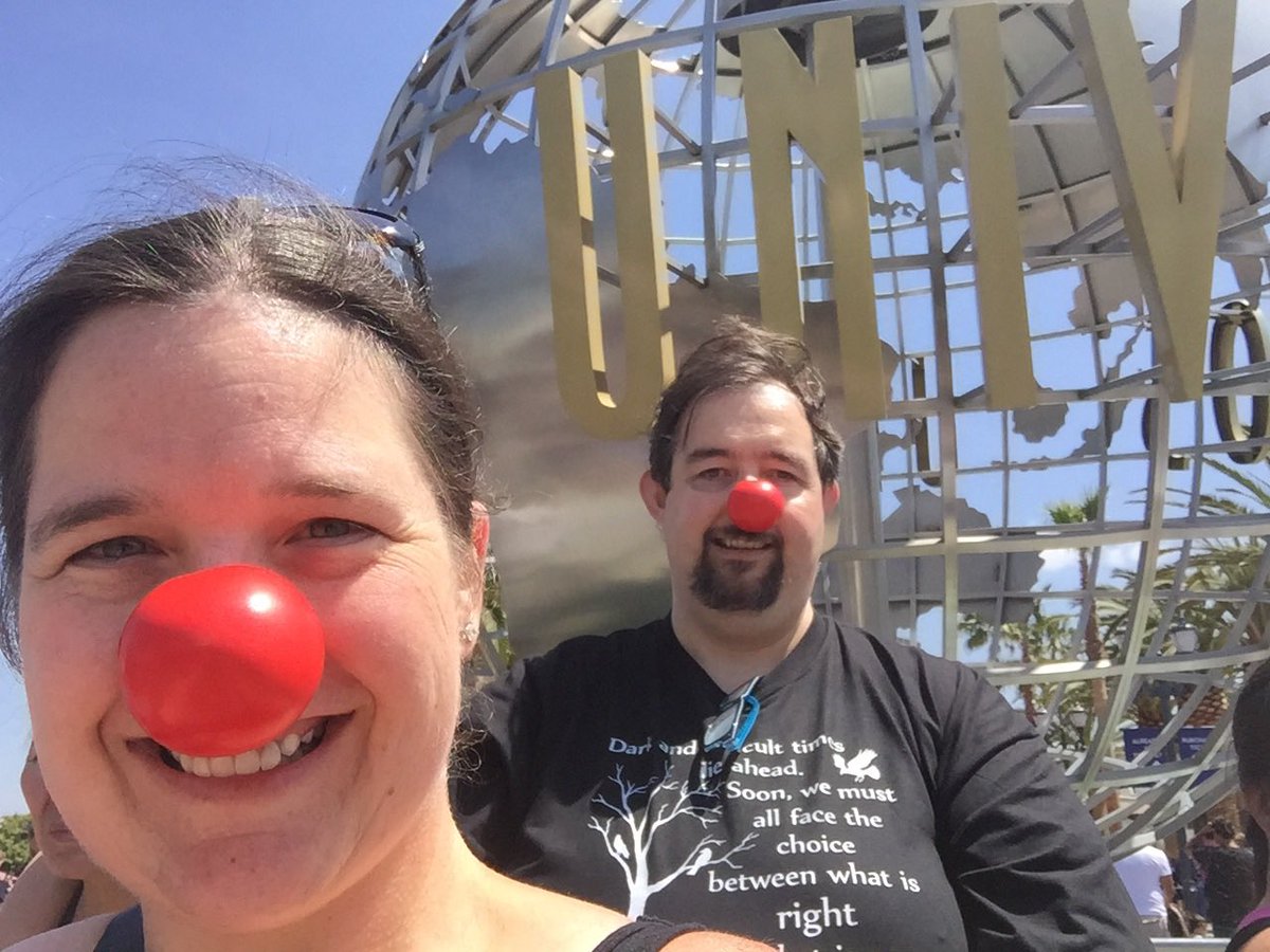nbmo's tweet image. #RedNoseDay at #universalstudios