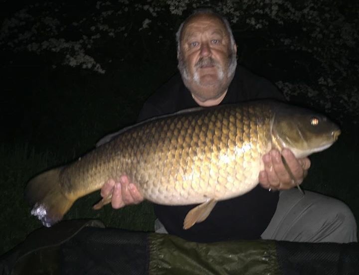 TORBAIT1's tweet photo. John bitterly on the #nuttor  good angling mate https://t.co/dAjlZopXC4