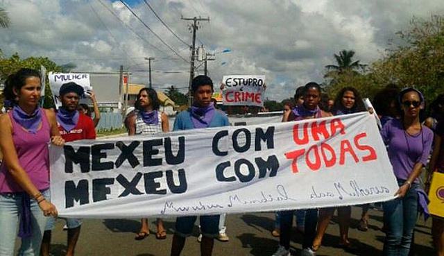 Uma menina foi estuprada por 30 homens

Fazer de cada lágrima um motivo de luta  

jornalistaslivres.org/2016/05/fazer-…