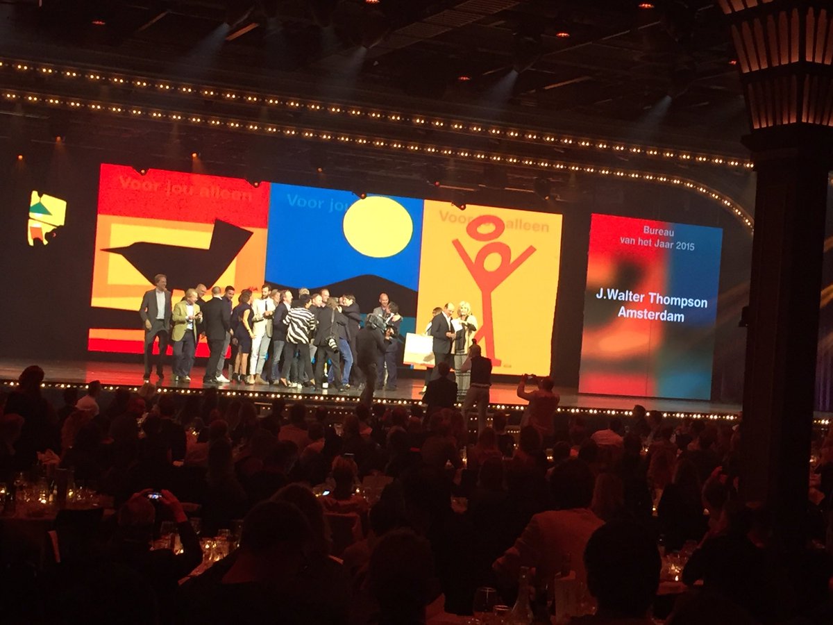 Yeah!! Van harte gefeliciteerd! 'Ons' bureau @JWTAmsterdam, bureau van het jaar! #sanaccent #ziggo