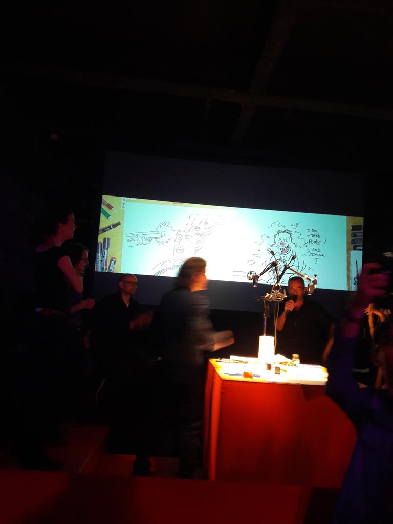 RolNucera's tweet image. Another pic of @adlard during #drawfighting #drawbattle for #30thbirthday of #Delcourt.
