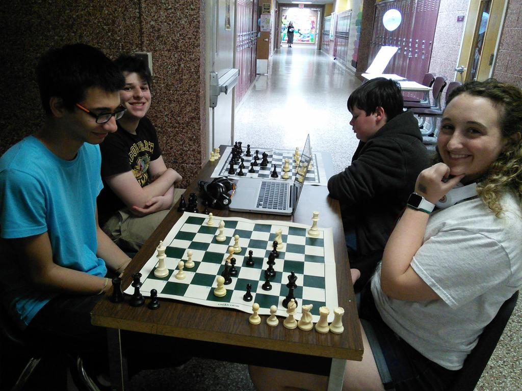 MsWJBHS's tweet photo. Come play some chess at #jbhspalooza16 Take on the Masters! https://t.co/h8Kb02XCKU