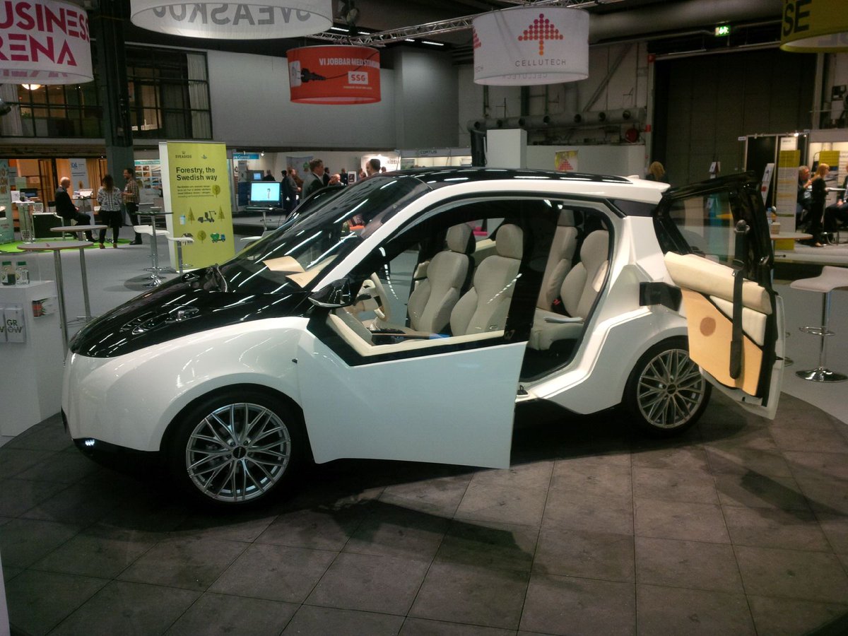 NorthON's tweet photo. .@UPM_News’ Biofore Concept Car uses renewable diesel - said to reduce GHG emissions by 80% #IWB #iwbweek https://t.co/r68sKHyQPN