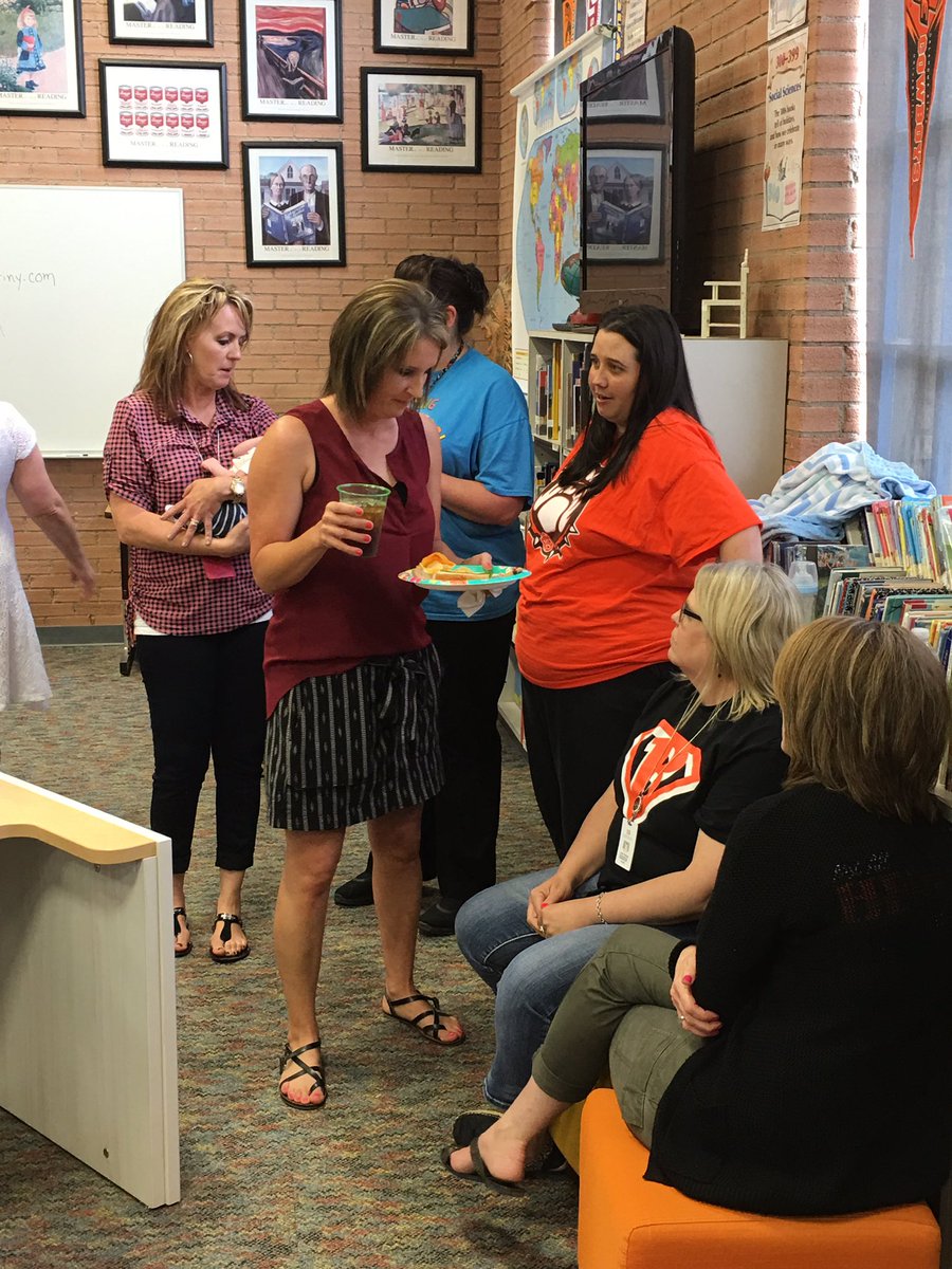 TowerPrincipal's tweet photo. Thankful for another EOY! @HardinBurk @burkburnettisd https://t.co/vrGURg7BM0