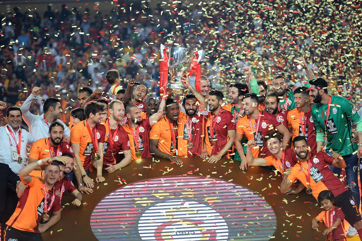 GalatasaraySK's tweet photo. İNANMAYIN DEMİŞTİK! 
1962-63 🏆
1964-65 🏆
1995-96 🏆
2004-05 🏆
2015-16  🏆 https://t.co/2JtpTlkQrL