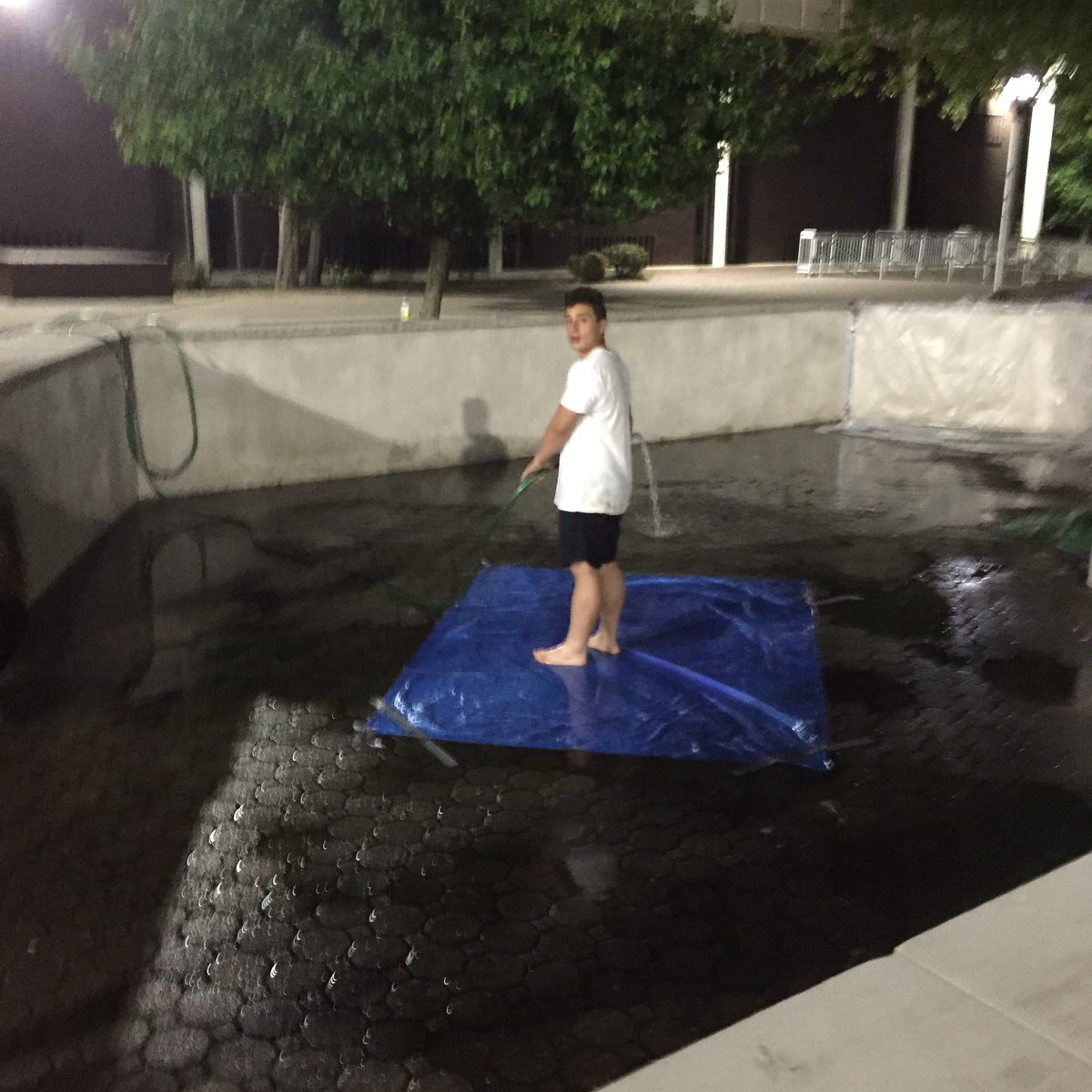 _thePOOLparty's tweet photo. #POOLFucksShitUp #FuckdaPolice https://t.co/WEeJ772NOI