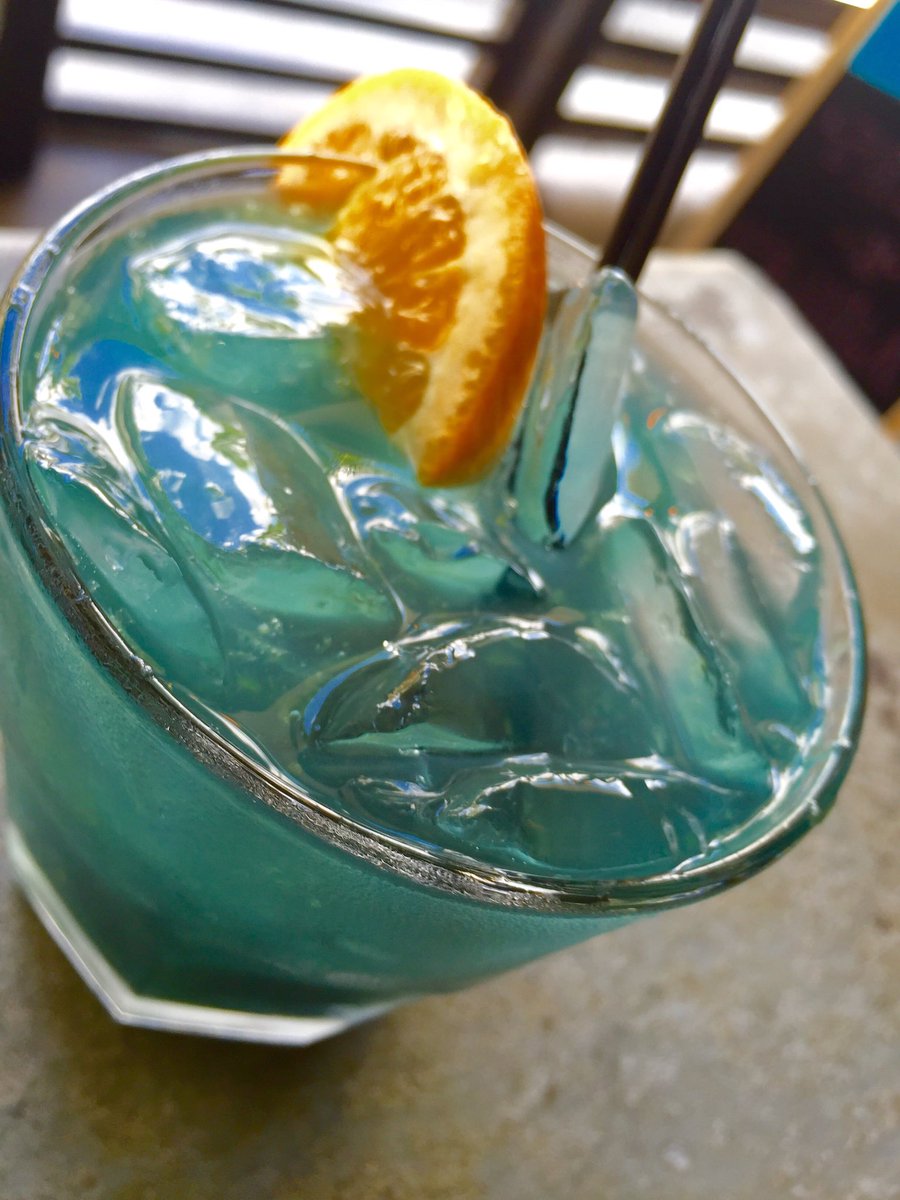 TheWholeEnch's tweet photo. In honor of @XMenMovies #XMenApocalypse enjoy The Night Crawler featuring @ThreeOlivesMN for $5 @RegalMovies https://t.co/icAHYfqxOg