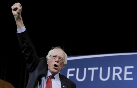 TheSource's tweet photo. Bernie Sanders came out to DMX's "Where The Hood At" at a California rally: https://t.co/3GHccsM8ui https://t.co/dWbgxuQD2f