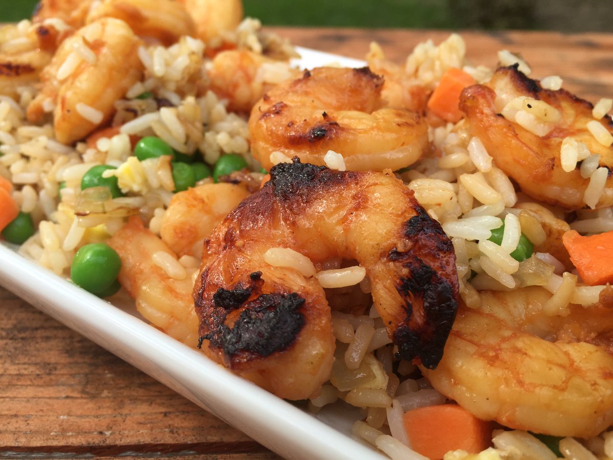 BBQDryRubs's tweet photo. Spicy Shrimp Fried Rice!  

Having a blast with my @craycort grate!

#FathersDayGiftIdea!

https://t.co/T30LrskT4E https://t.co/Zl5PISNYvZ