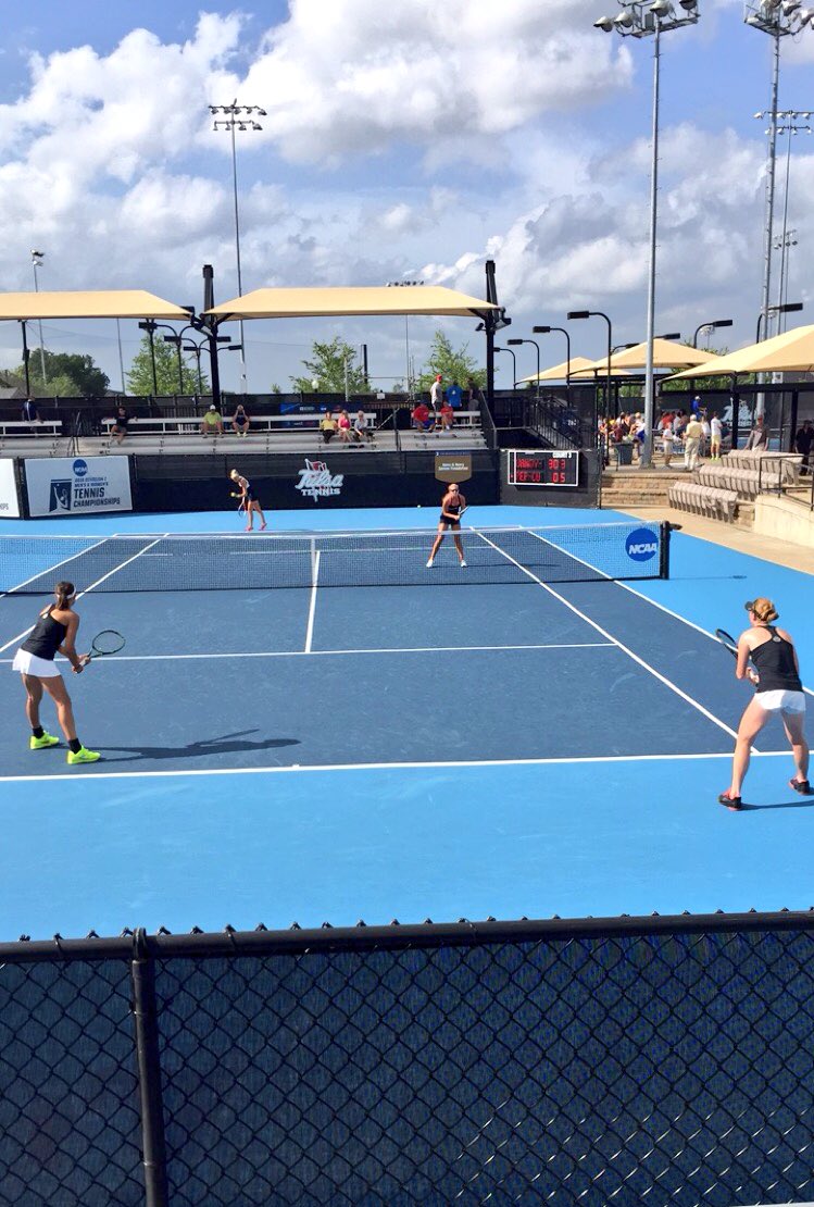 VandyWTennis's tweet photo. Frances Altick front row and center, cheering on her teammates! #FranCam #FightDores https://t.co/CEqPZc57fl