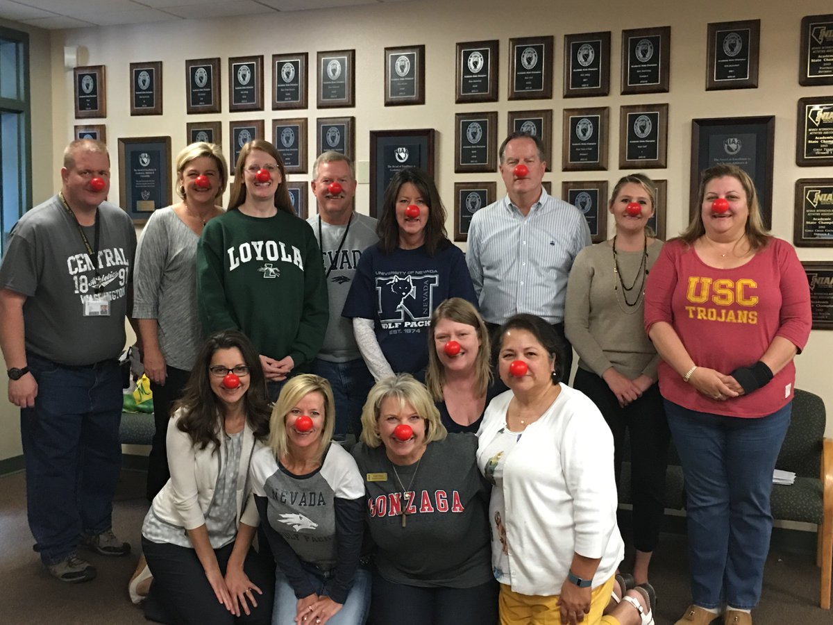 BishopManogue48's tweet photo. With commitment to youth & education, the @BishopManogue1 team proudly supports #RedNoseDay #makeadifferenceforkids https://t.co/ocg4auP22t