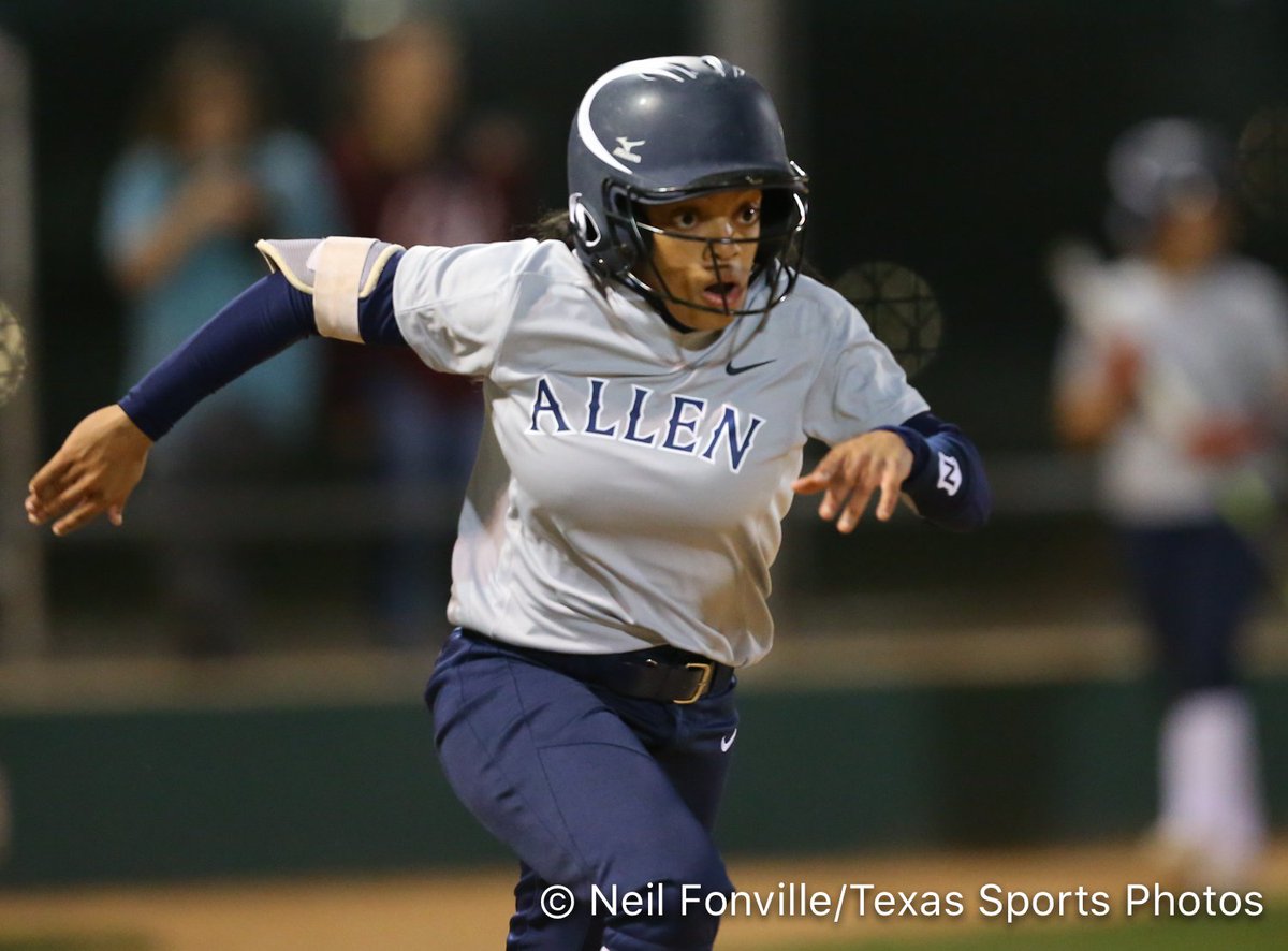 TXSportsPhotos's tweet photo. Congrats to @AESoftball players @moflight9 @ashtonesparzaa @KATE__5 on the district 6-6A First Team selection! https://t.co/jGFS3HaRoh
