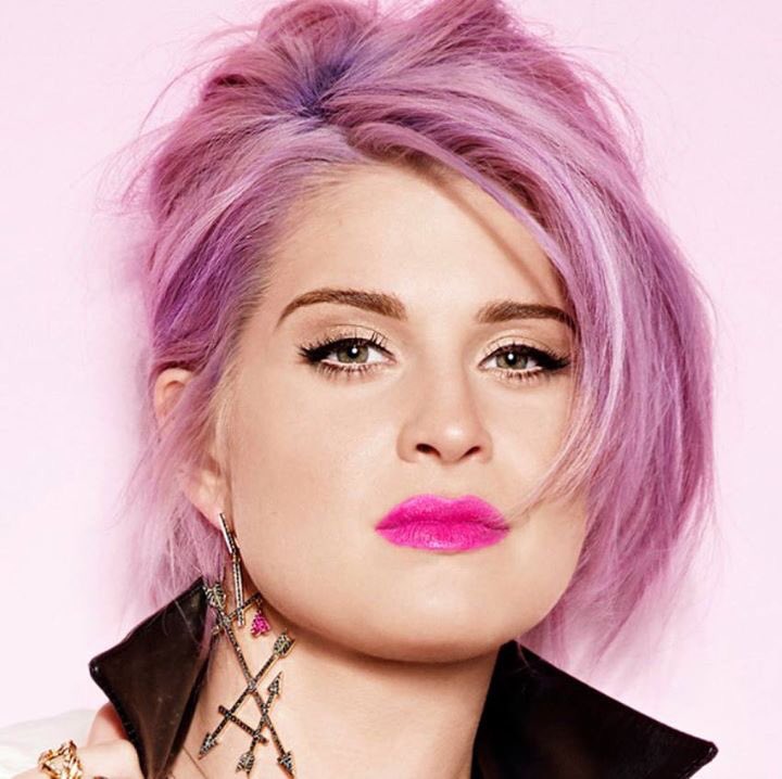 missleneexperts's tweet photo. ¿Se animarian a ponerse un color fantasía? #Fantasy #color #Hair #Salon #MissleneTips https://t.co/M0OEzAkfgi
