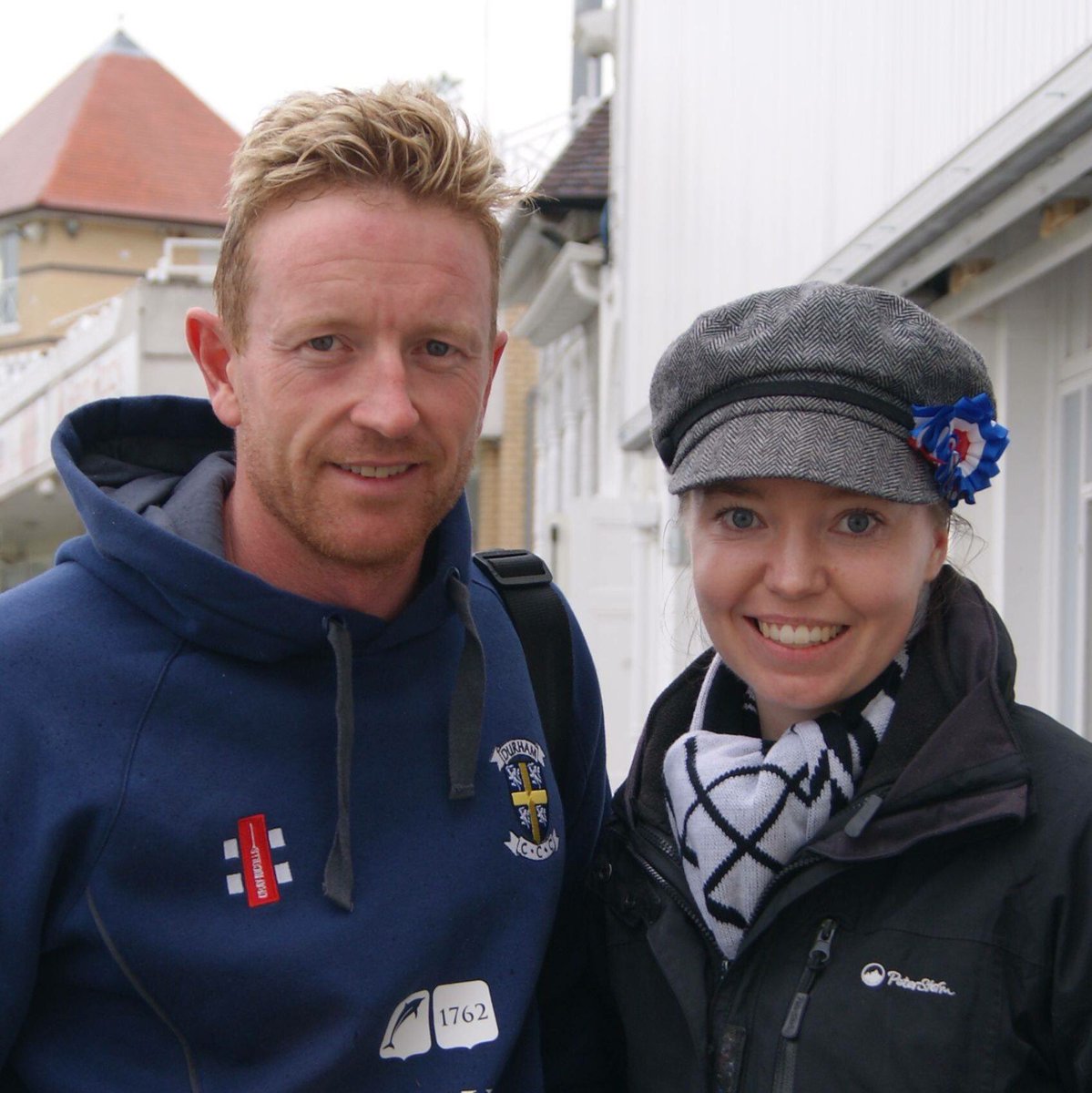 ithilienorthend's tweet photo. Just before midnight, here's Happy 40th Birthday to my favourite cricketer, @Colly622. Two years since this picture! https://t.co/TyT2RTQEbZ