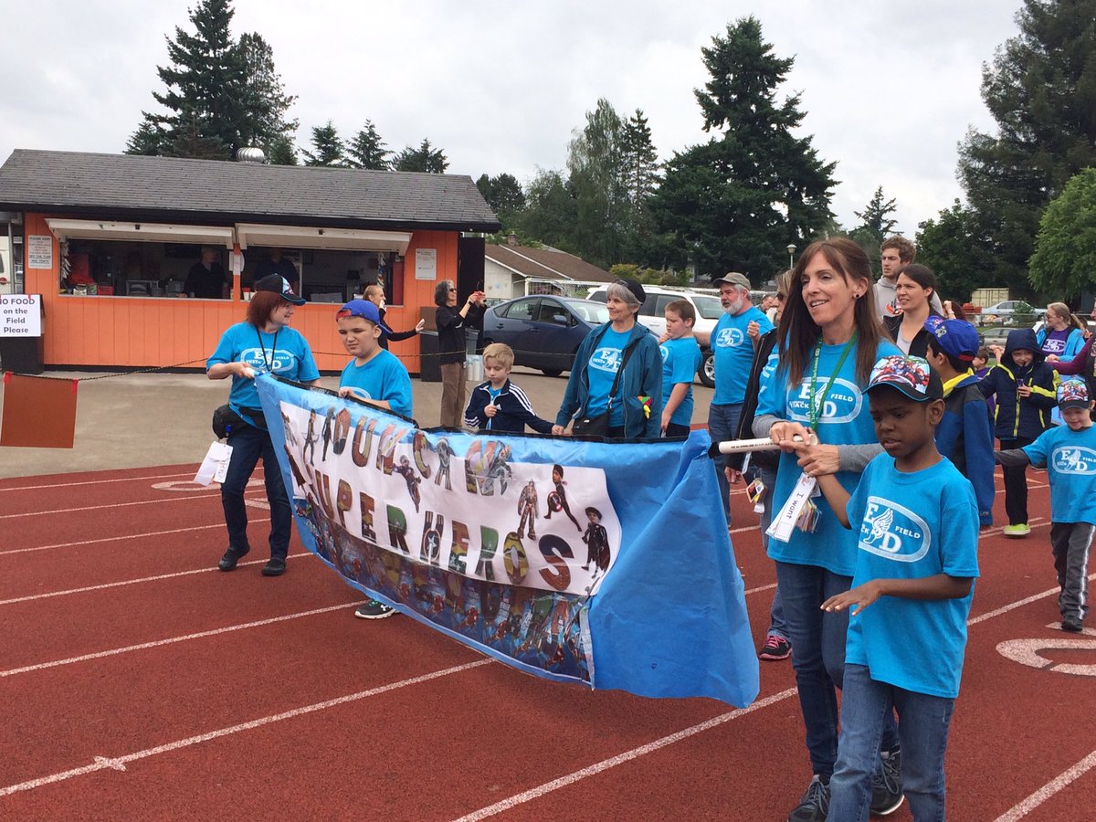 gladkeyclub's tweet photo. Huge thank you to everyone who helped at the ESD Track Meet today!!! It really means a lot to them 💖💖💖 https://t.co/BpznDNyjHW