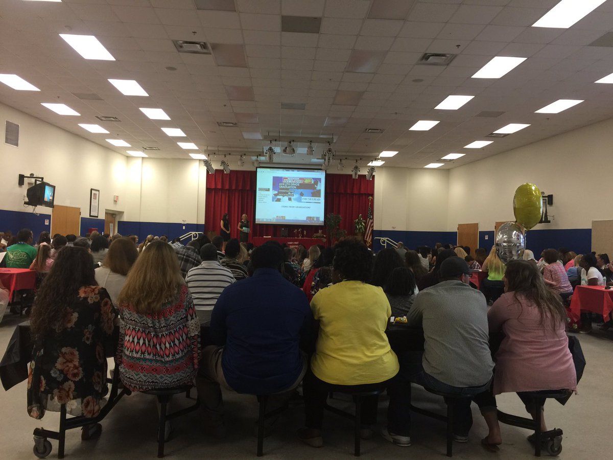 ibeforlsu's tweet photo. Cherry St. 5th Grade Graduation is happening now!!  @MCherryStreet #mcsegrad https://t.co/uMT2EZogXy