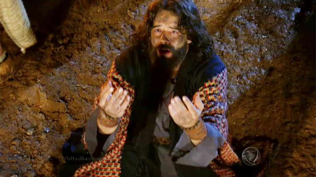 Moisés implora e Deus põe fim ao fogo que atinge o acampamento #OsDezMandamentos