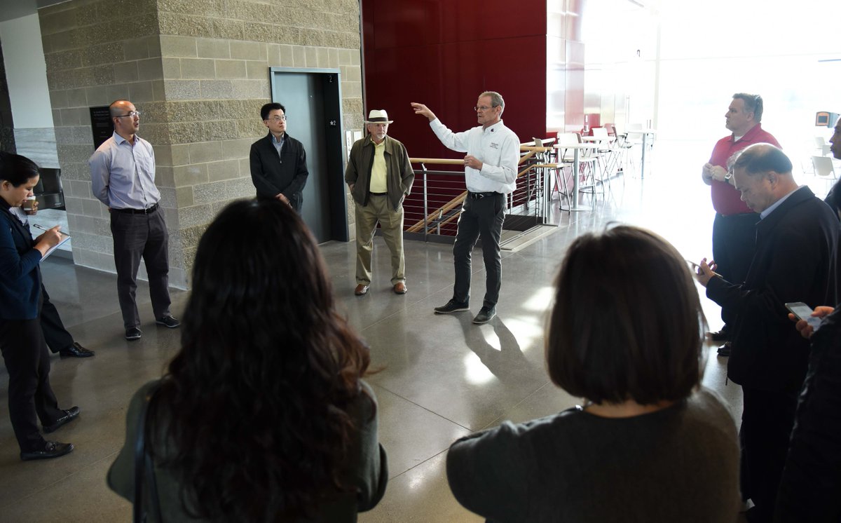WSUTriCities's tweet photo. A Chinese delegation toured the @WSU #WineScienceCenter, learning about the advanced equipment & WA wine industry https://t.co/XgBpRebZKC