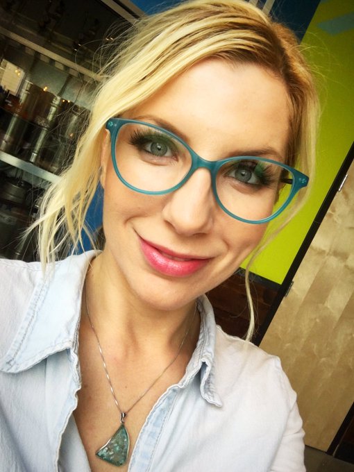 4 pic. I shot a sexy #Taboo scene with @HarloAdams today ??? see it soon on https://t.co/Q5Vba0J9TI https://t