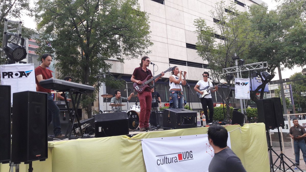 Phill_Castro's tweet photo. @ULMmx  y @Dejamvuoficial en la semana de la biodiversidad https://t.co/qQCJuHhnsH