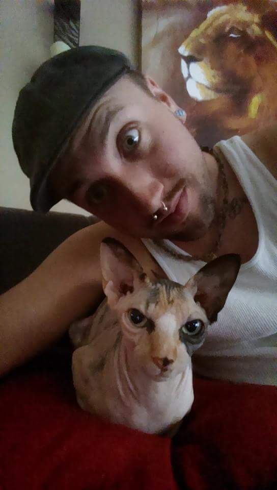 MrVonMassacre's tweet photo. #happybirthdayEVEY #nakedcat #sphynx #nsfw #mudaughter #truelove https://t.co/gPreWxhvTp
