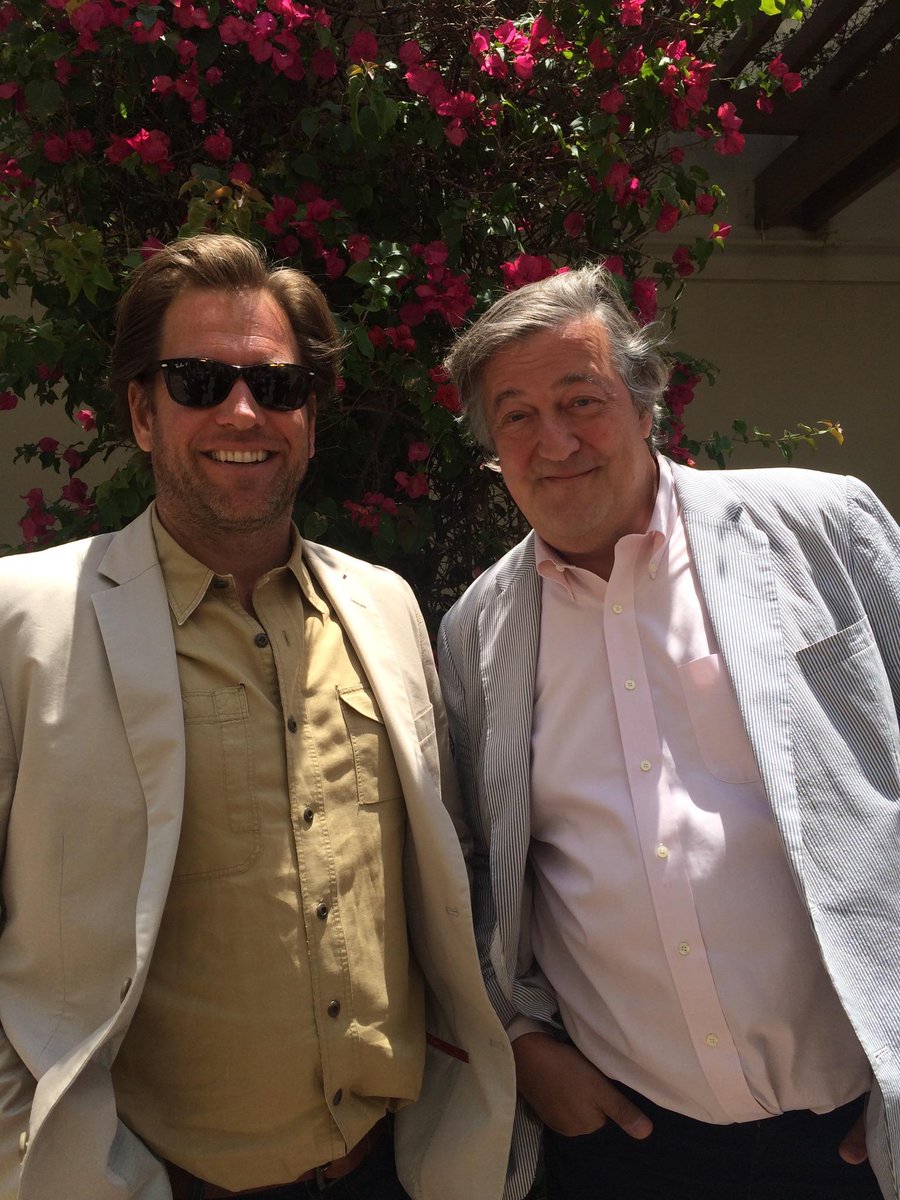 ParamountGCD's tweet photo. #Bull's @M_Weatherly and #TheGreatIndoors's Stephen Fry today at #CBSLAS https://t.co/j09FhUIGmL