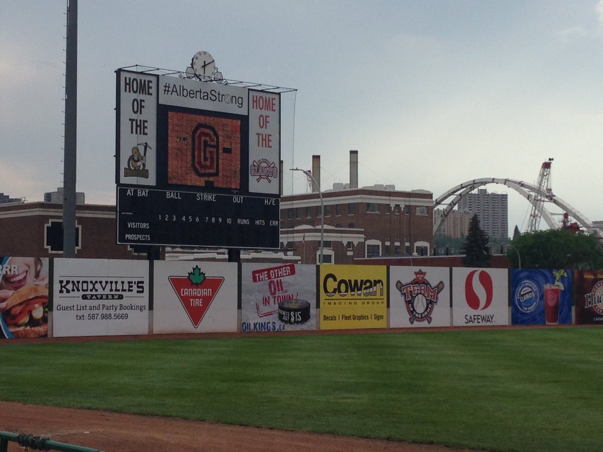 Seeing this is what #Alberta is all about. #ymmgiants #yeg #prospects #AlbertaStrong #WMBL