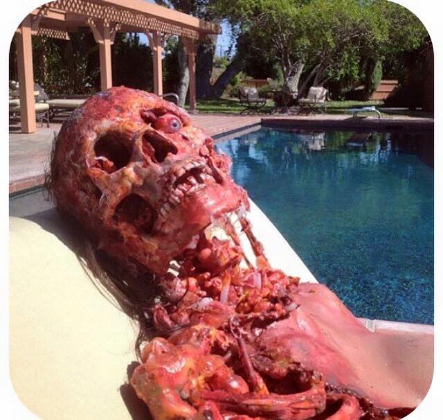 UnseelieAllure's tweet photo. WHY MUST IT BE SO INSUFFERABLY HOT OUT?! #Selfie #MeRightNow #IceQueenProblems https://t.co/D3BqIaOkAz