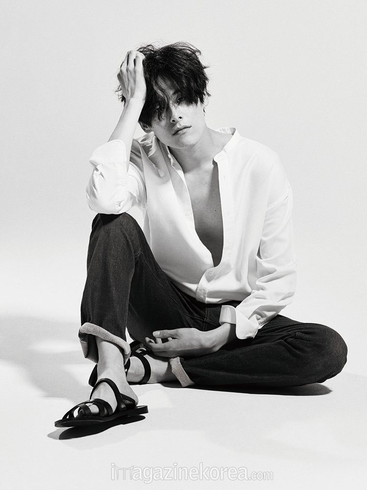 MeanNie_Model's tweet photo. #kimwonjoong [Esquire June. 2016] #Koreanmodel #model #malemodel #krmodel https://t.co/UTBlz4Ph0Z